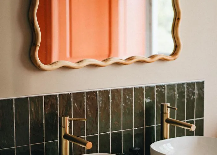 Vandrerhjem La Maison Leon